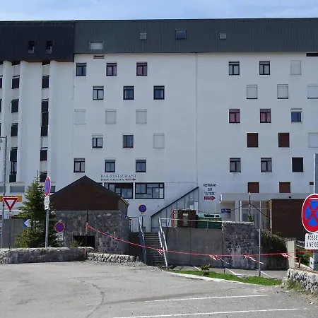 6 Pers. Au Pied Des Pistes Avec Balcon Et Acces Commercial Direct - Fr-1-602-8